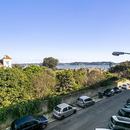 Whome Peaceful River Views In Perfect For Families Apartment